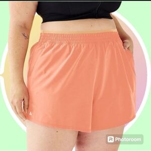 NWT 1XL Woven Running Shorts w 2 Zipper Pockets